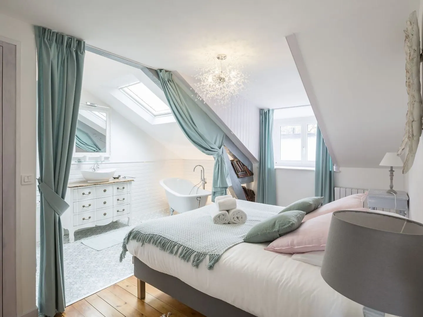Appartement L'Angelus By Cocoonr à Saint-Malo 0*,