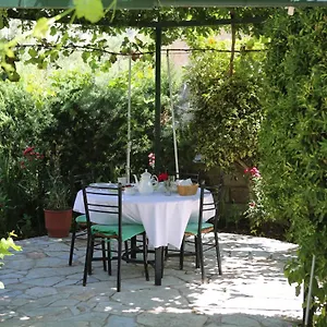 La Casa Di Nonna Appartement Qeparo